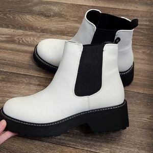 Brand New Madden Girl Cindy Chelsea boots